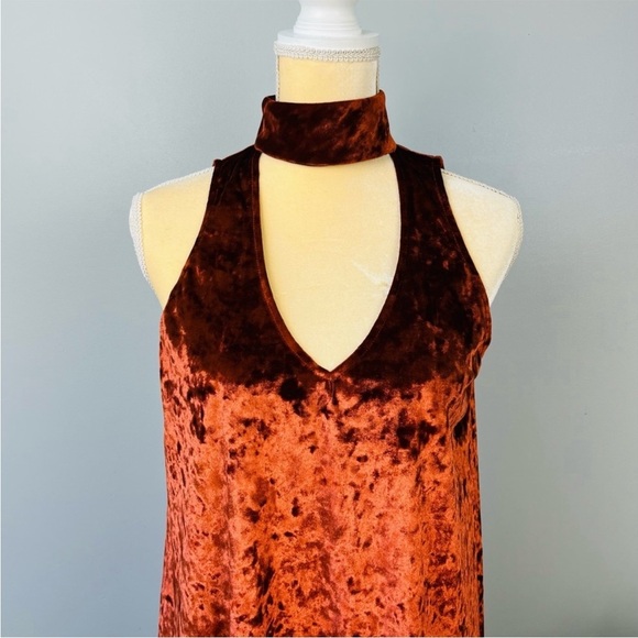 Show Me Your MuMu Crushed Velvet Friday Choker Dress - Picture 3 of 9